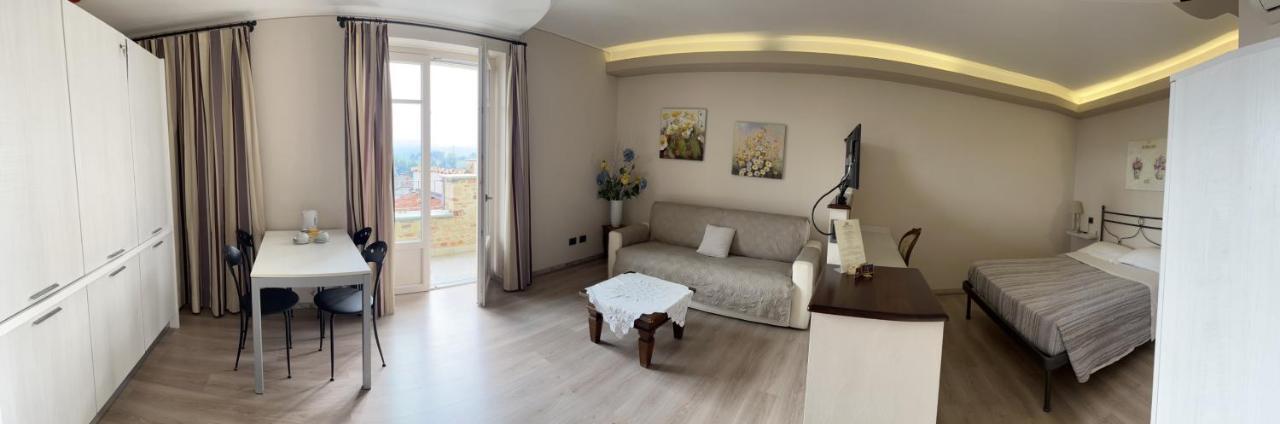La Rocca Bed and Breakfast Carrù Εξωτερικό φωτογραφία