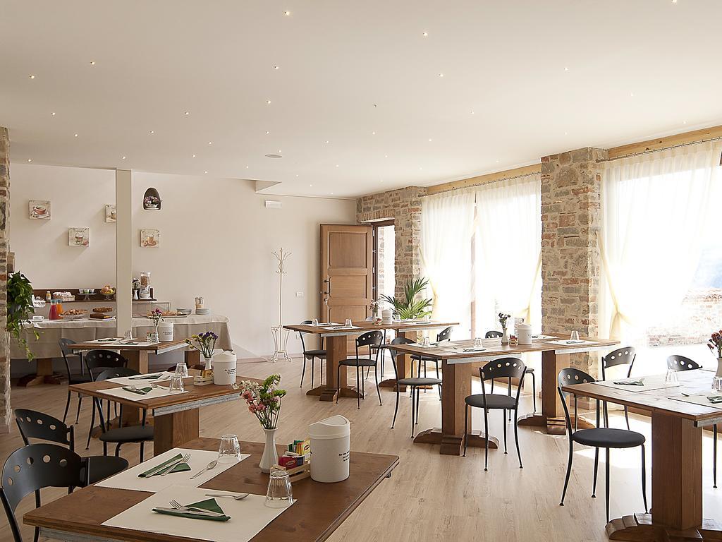 La Rocca Bed and Breakfast Carrù Εξωτερικό φωτογραφία
